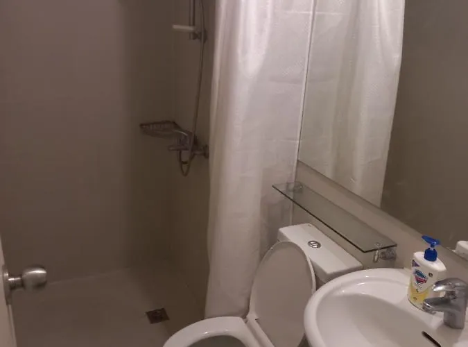 Azure Urban Staycation Bah 337 Unli Wifi 24 Hrs Check In No Security Deposit Hygeinic View Manila