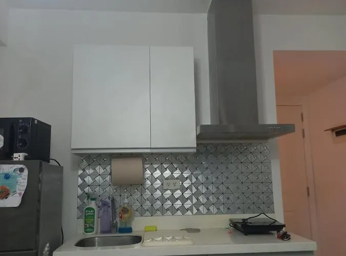 Hotel Azure Urban Staycation Bah 337 Unli Wifi 24 Hrs Check In No Security Deposit Hygeinic View *