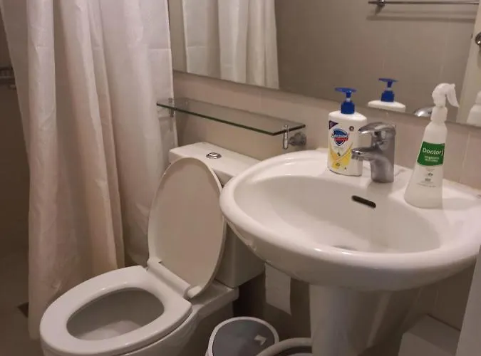 Azure Urban Staycation Bah 337 Unli Wifi 24 Hrs Check In No Security Deposit Hygeinic View Manila