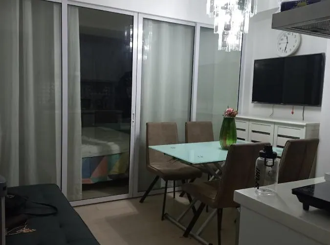 Azure Urban Staycation Bah 337 Unli Wifi 24 Hrs Check In No Security Deposit Hygeinic View