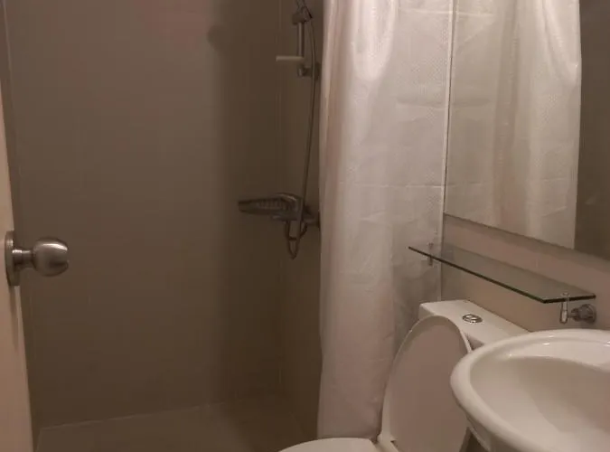 Hotel Azure Urban Staycation Bah 337 Unli Wifi 24 Hrs Check In No Security Deposit Hygeinic View Manila