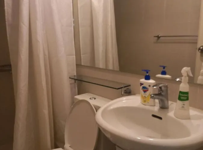 Hotel Azure Urban Staycation Bah 337 Unli Wifi 24 Hrs Check In No Security Deposit Hygeinic View Manila