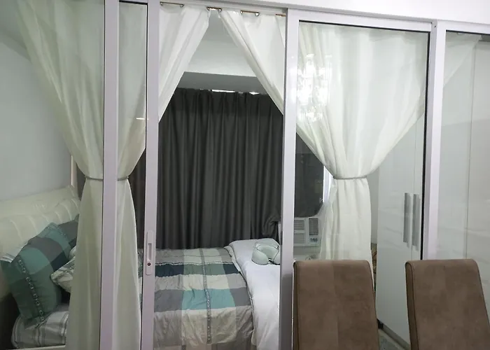Hotel Azure Urban Staycation Bah 337 Unli Wifi 24 Hrs Check In No Security Deposit Hygeinic View